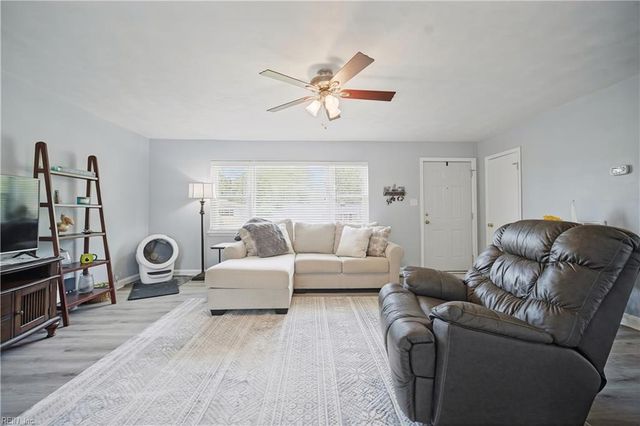3709 Marilyn LN, Virginia Beach, VA 23452