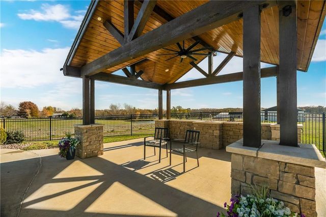 15615 NE 116th Street, Kearney, MO 64060