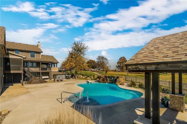 15615 NE 116th Street, Kearney, MO 64060
