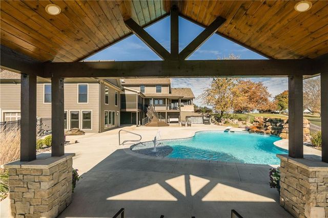 15615 NE 116th Street, Kearney, MO 64060