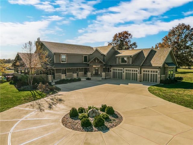 15615 NE 116th Street, Kearney, MO 64060