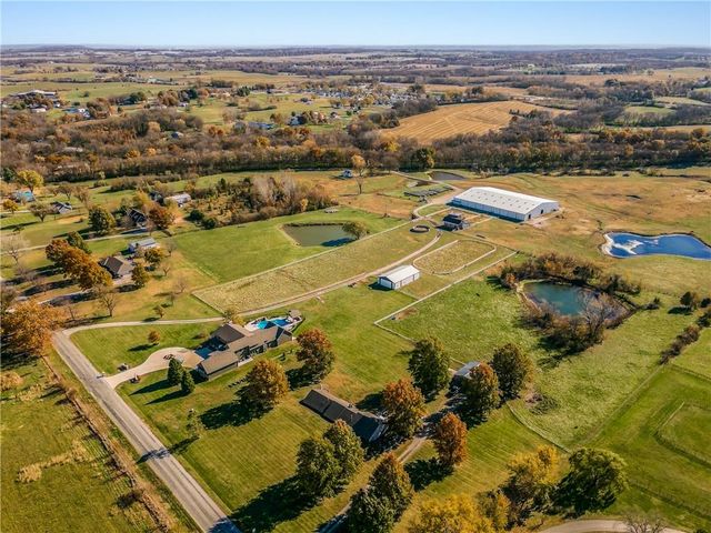 15615 NE 116th Street, Kearney, MO 64060