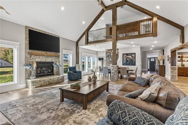 15615 NE 116th Street, Kearney, MO 64060