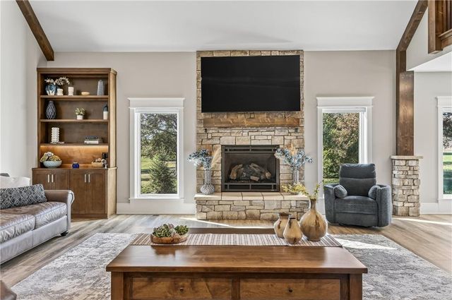 15615 NE 116th Street, Kearney, MO 64060