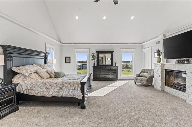 15615 NE 116th Street, Kearney, MO 64060