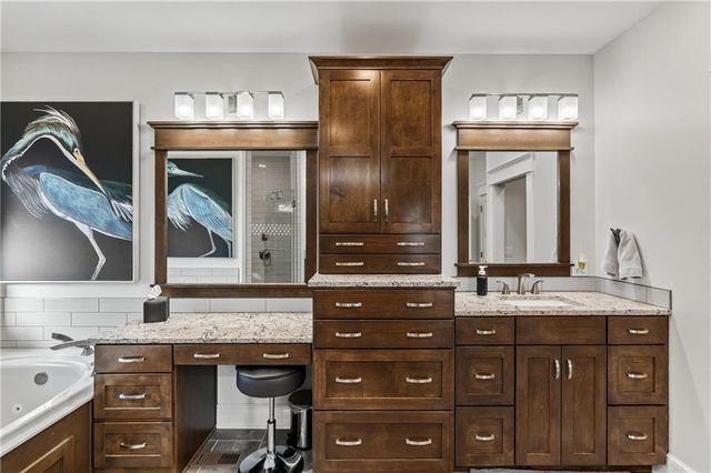 15615 NE 116th Street, Kearney, MO 64060