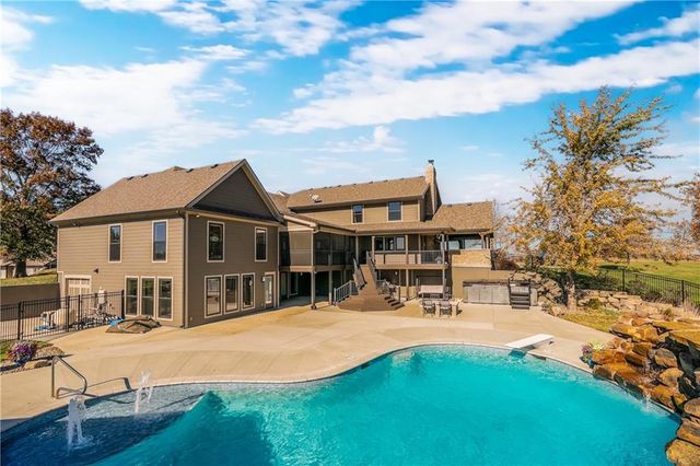 15615 NE 116th Street, Kearney, MO 64060