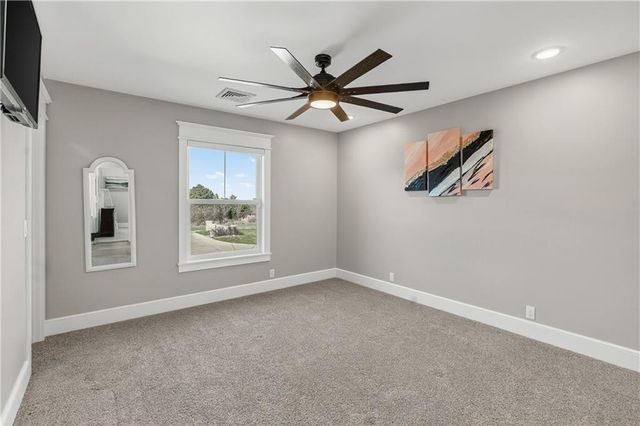 15615 NE 116th Street, Kearney, MO 64060