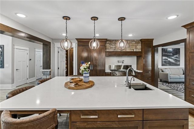 15615 NE 116th Street, Kearney, MO 64060