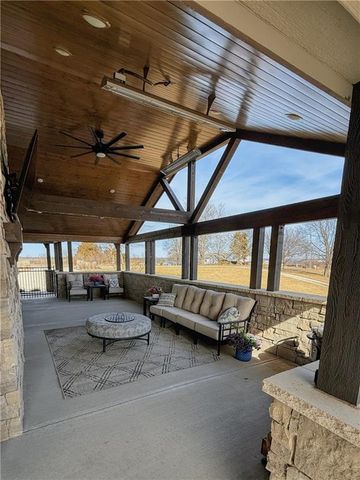 15615 NE 116th Street, Kearney, MO 64060
