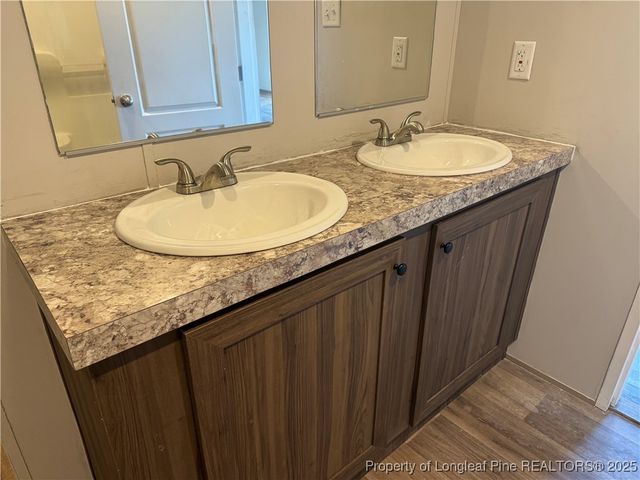 44 Bermuda Drive, St Pauls, NC 28384