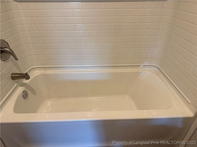 44 Bermuda Drive, St Pauls, NC 28384