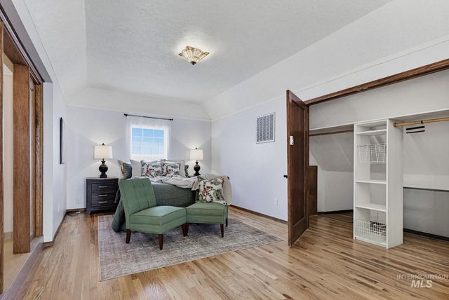 1406 N Harrison Blvd, Boise, ID 83702