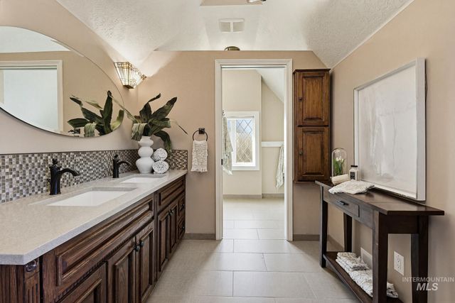 1406 N Harrison Blvd, Boise, ID 83702