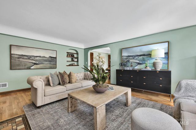 1406 N Harrison Blvd, Boise, ID 83702