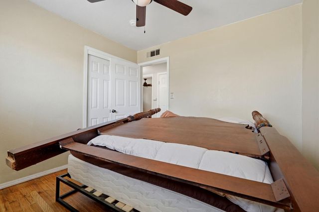 2519 E Buckingham Way, Fresno, CA 93726