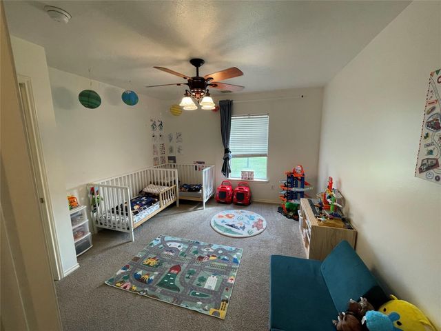 718 Redwing Park Drive, Houston, TX 77009