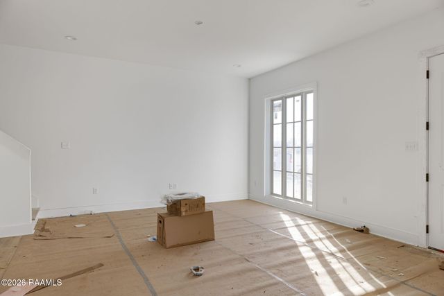 905 Broyles Street 400, Youngsville, LA 70592