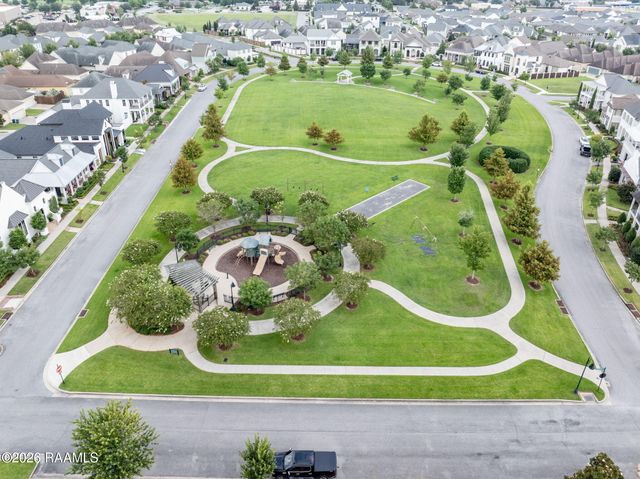 905 Broyles Street 400, Youngsville, LA 70592