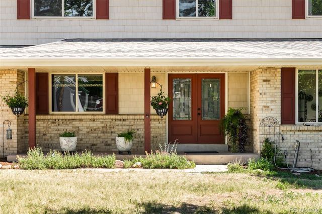 8475 W Fairview Avenue, Littleton, CO 80128