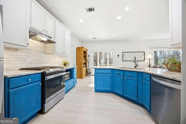 2915 Brookwater Drive, Cumming, GA 30041