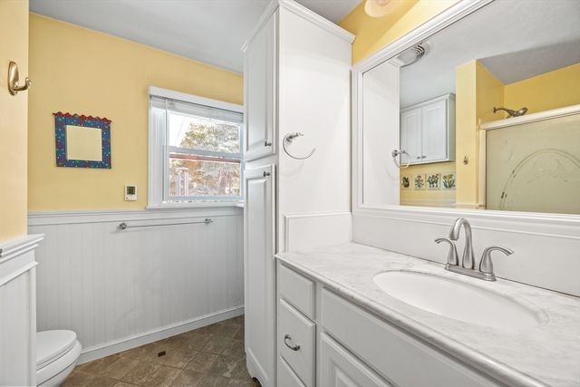 55 Evans St, Somerset, MA 02726