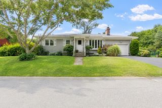 55 Evans St, Somerset, MA 02726