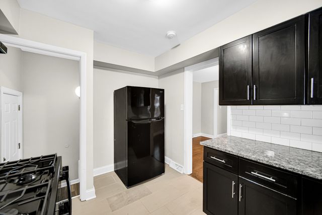 18144 Aberdeen Street, Homewood, IL 60430