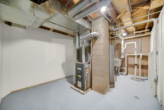 18144 Aberdeen Street, Homewood, IL 60430