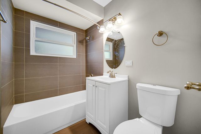 18144 Aberdeen Street, Homewood, IL 60430