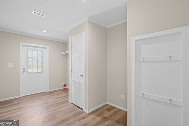 4030 Lake Mayers Road, Baxley, GA 31513