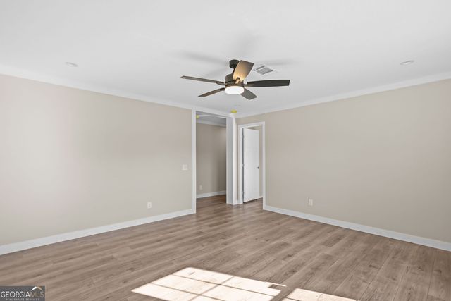 4030 Lake Mayers Road, Baxley, GA 31513