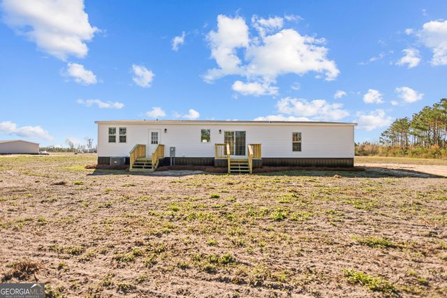 4030 Lake Mayers Road, Baxley, GA 31513