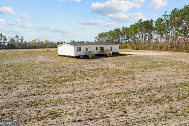 4030 Lake Mayers Road, Baxley, GA 31513