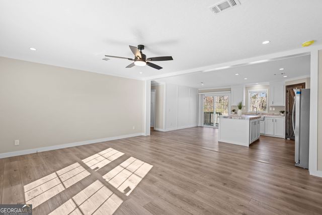 4030 Lake Mayers Road, Baxley, GA 31513