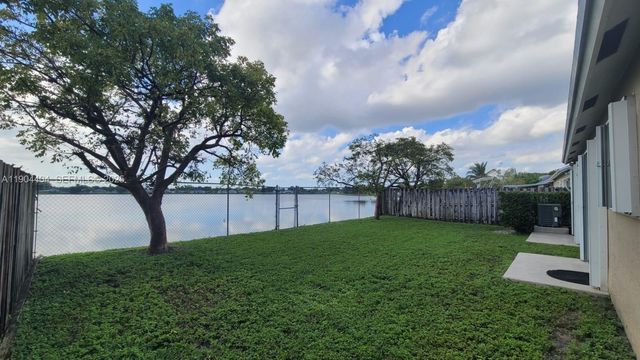 20260 NW 29th Ct, Miami Gardens, FL 33056