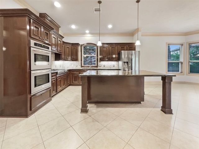 7607 Langley Road, Spring, TX 77389