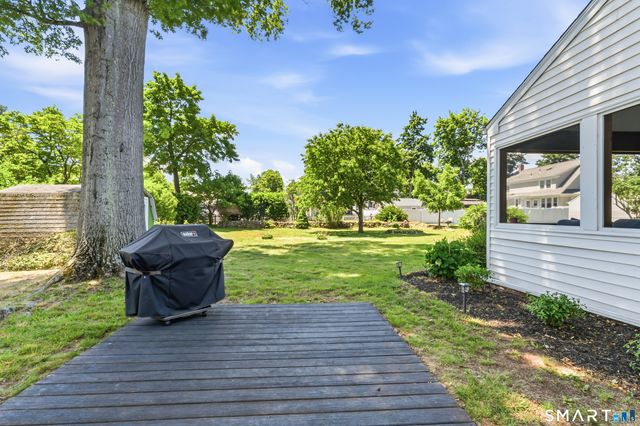 95 Carmel Street, Hamden, CT 06518