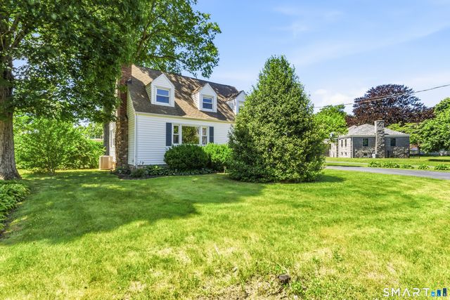 95 Carmel Street, Hamden, CT 06518