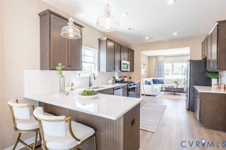 5334 Pointes End Way Unit#102, Glen Allen, VA 23059