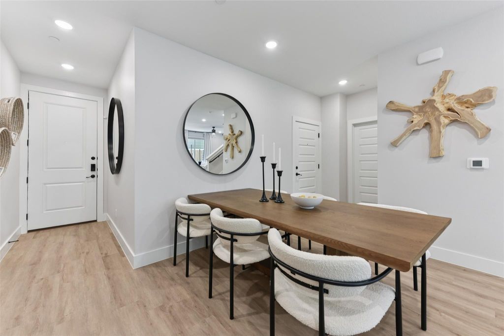 9304 Felix Sparke DR, Austin, TX 78744