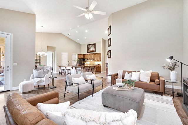 2512 Rodeo Street, Selma, CA 93662