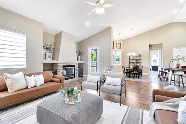 2512 Rodeo Street, Selma, CA 93662