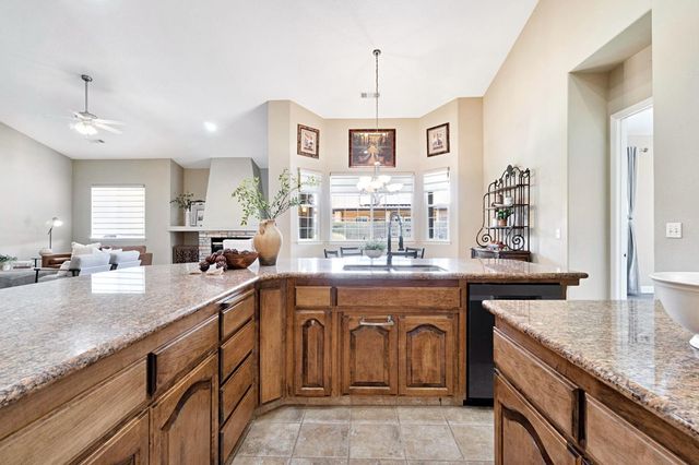 2512 Rodeo Street, Selma, CA 93662