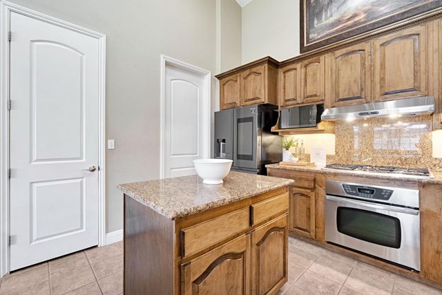2512 Rodeo Street, Selma, CA 93662