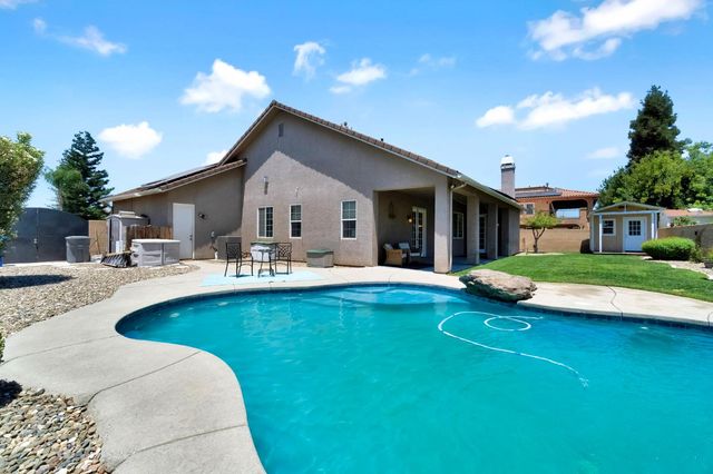 2512 Rodeo Street, Selma, CA 93662