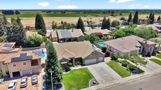 2512 Rodeo Street, Selma, CA 93662