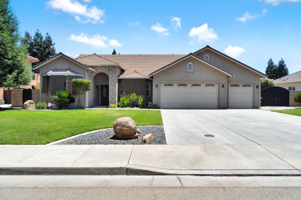 2512 Rodeo Street, Selma, CA 93662