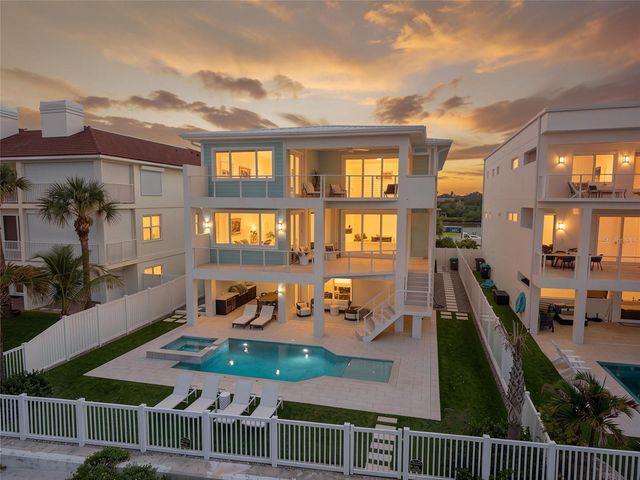 34 GULF BOULEVARD, Indian Rocks Beach, FL 33785