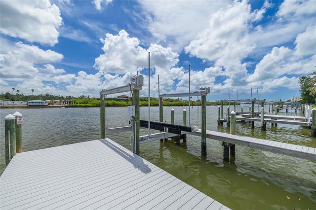 34 GULF BOULEVARD, Indian Rocks Beach, FL 33785